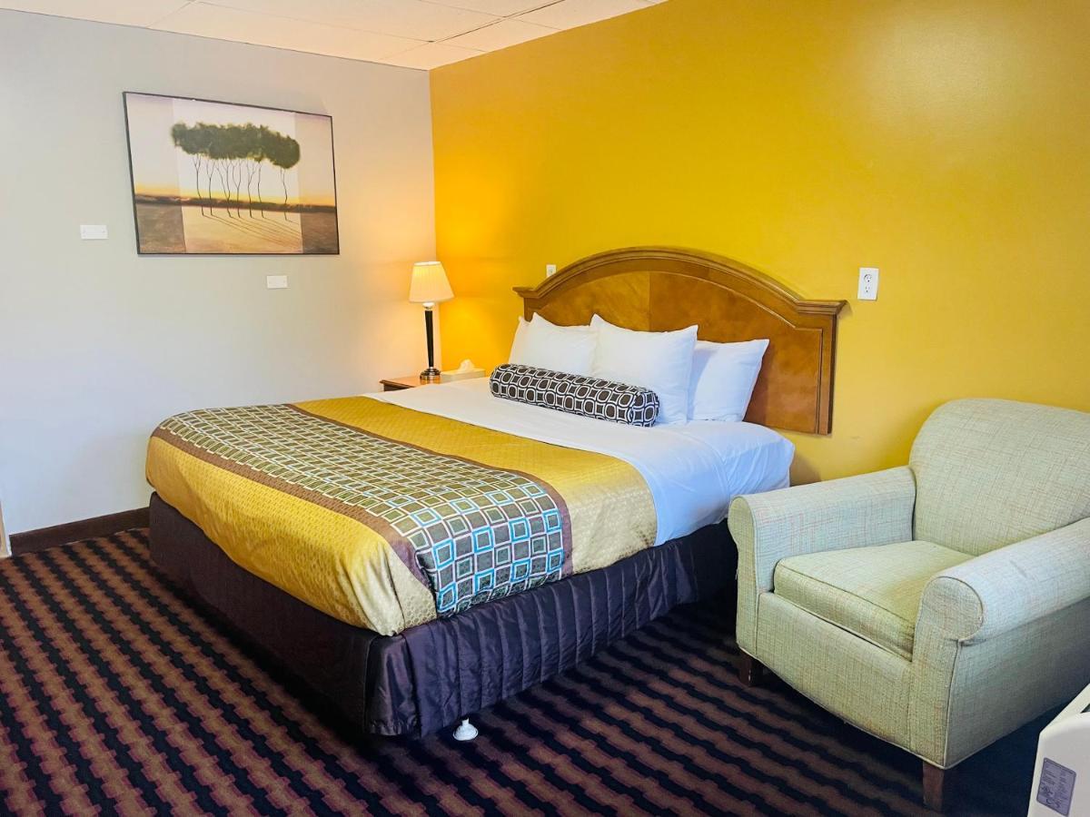 Red Carpet Inn Duncannon New Buffalo 외부 사진